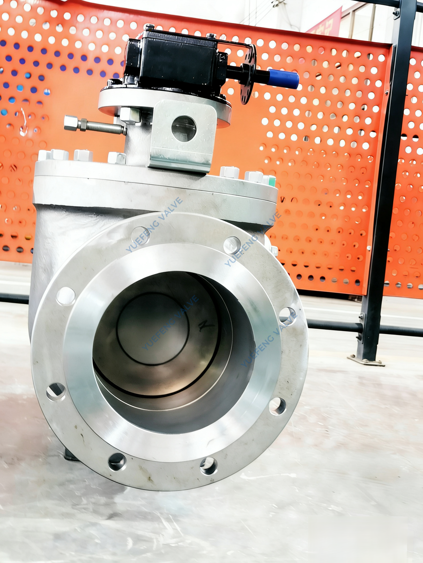 Metal seated top-mounted ball valve