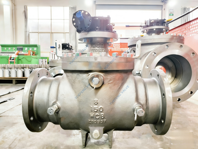 Inline repairable ball valve